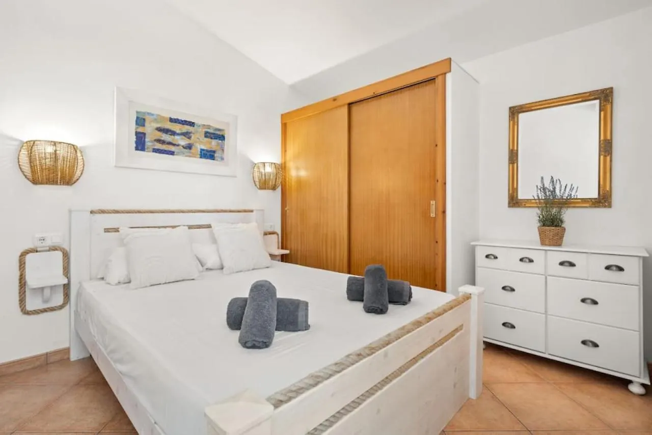 Villa Gloria Cala'N Bosch   Cala'N Bosch (Menorca)